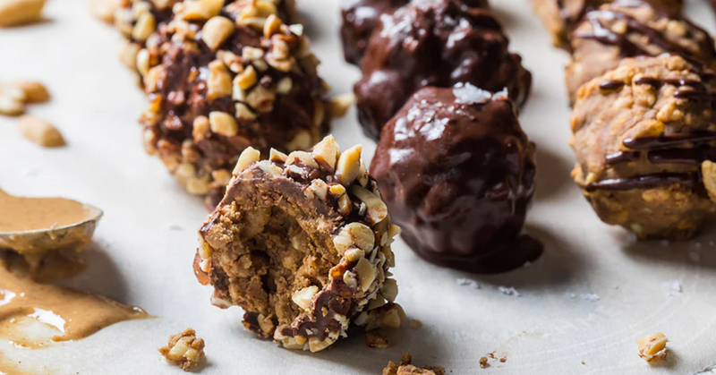 Chocolate and peanut butter protein bites
