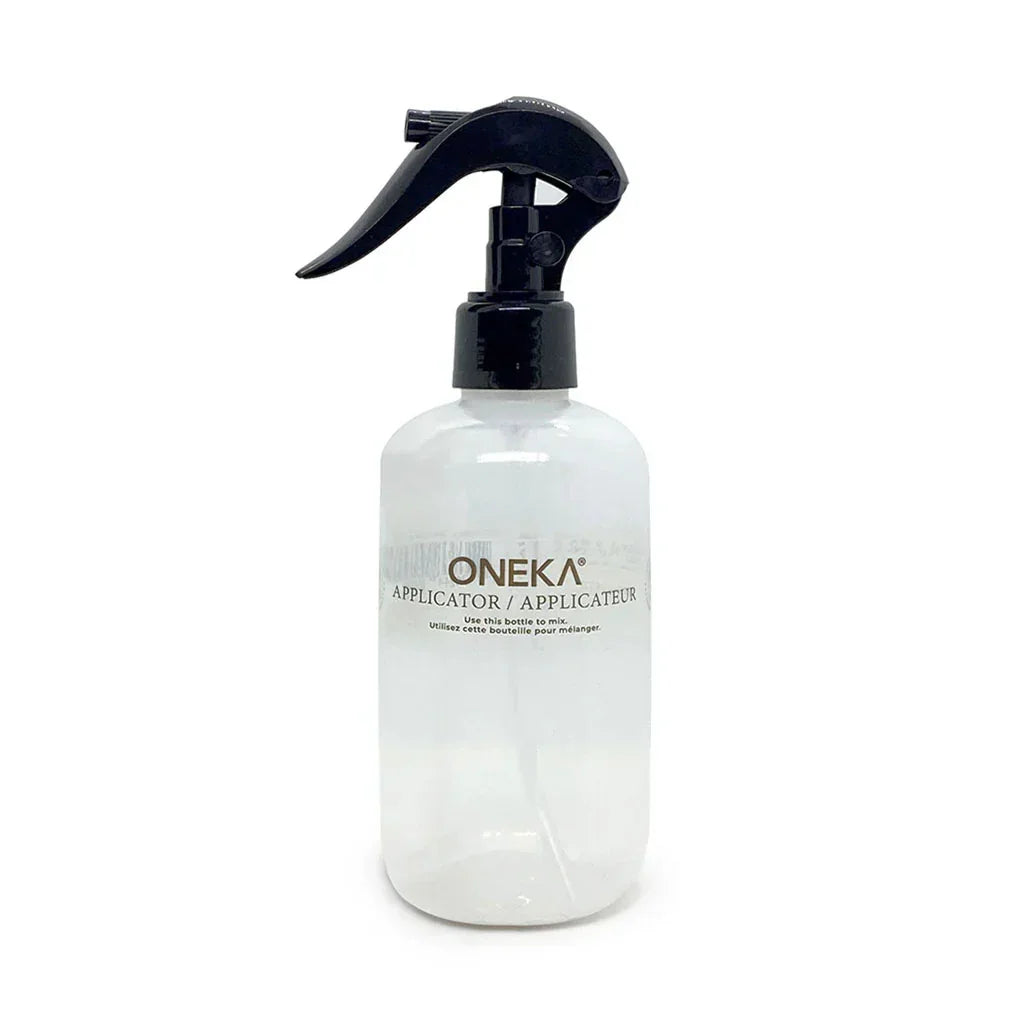 Oneka applicator bottle for botanical treatment - La Boite à Grains