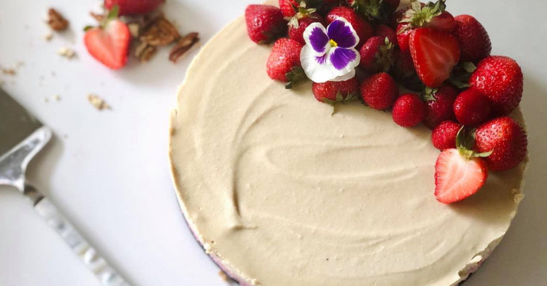 Gâteau Crème de Fraise et Vanille Sans Cuisson - La Boite à Grains