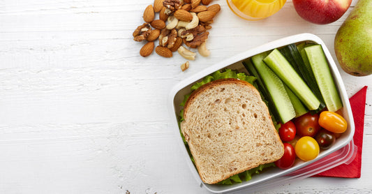 Le garde-manger santé : Quoi manger dans l'avion? - La Boite à Grains