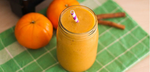 Recette : smoothie à la mandarine et aux épices - La Boite à Grains