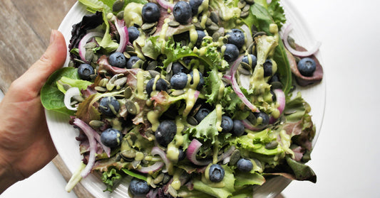 Salade d’été avec vinaigrette au moringa - La Boite à Grains