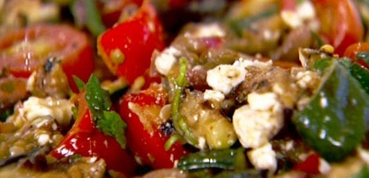 Salade de légumes verts au poulet grillé - La Boite à Grains