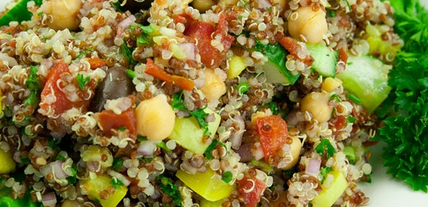 Salade de quinoa aux tomates - La Boite à Grains