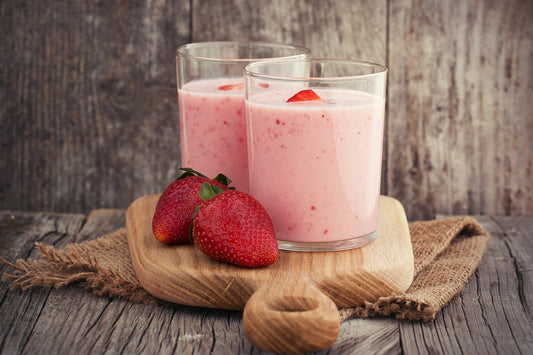 Smoothie aux fraises et beurre de cajou - La Boite à Grains